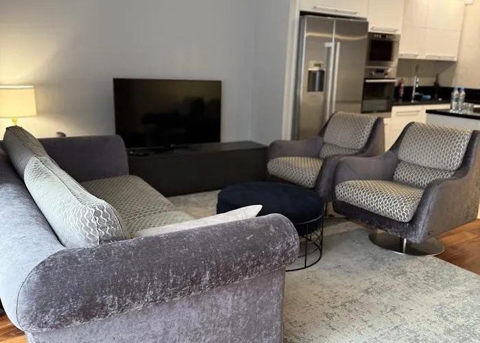 Appartement 3 Pokojowy Miasteczko Wilanow 77m2 Warschau